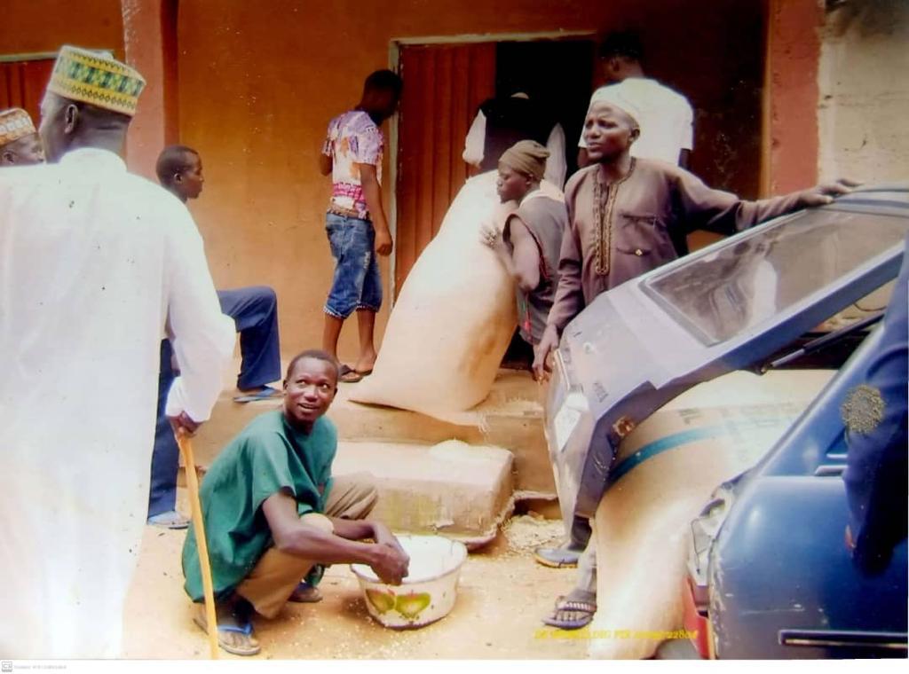 Grain distribution to families